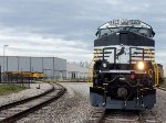 Front End Shot Of NS 4465 as Her Ditch Lights Alternatively Sequence On and Off.